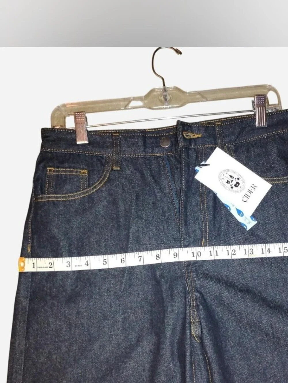 NWT Cider Dark Wash Denim Shorts / Jorts (Size Medium)